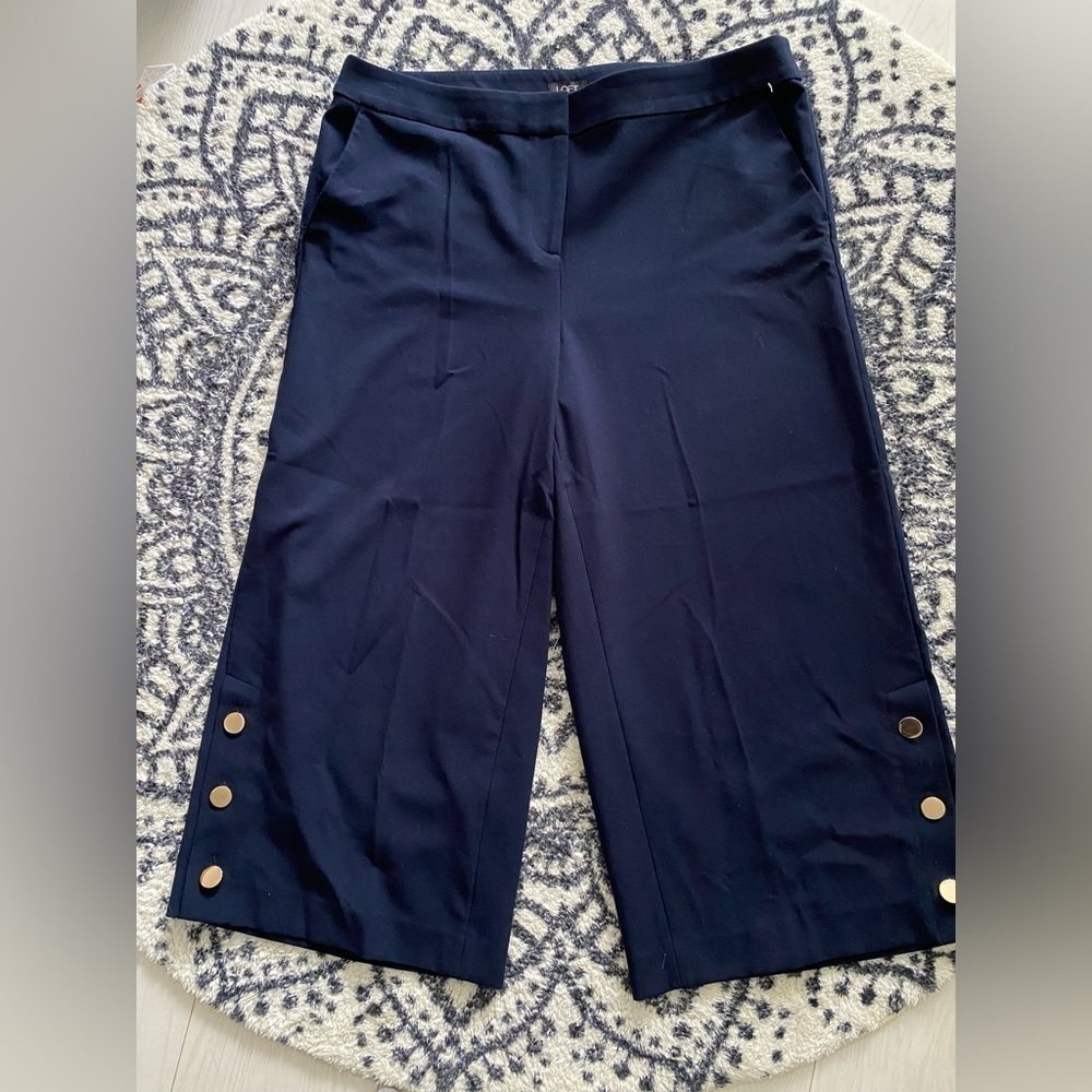 Size 14 loft cropped wide leg pants​​​​​​​​​​​​